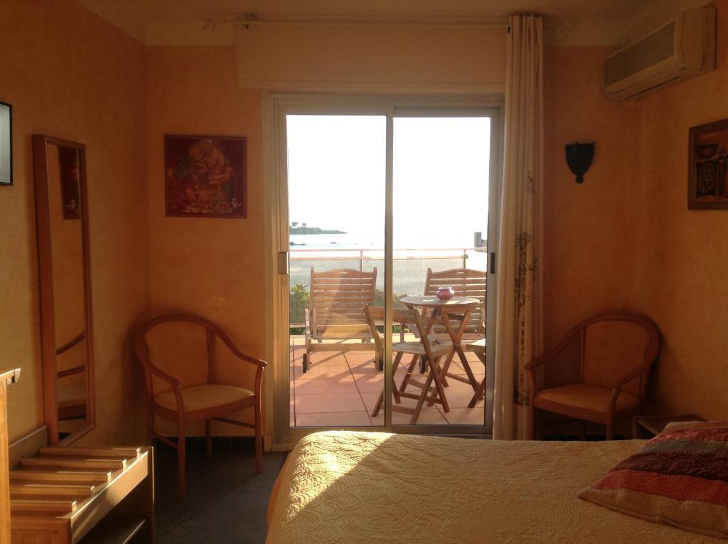 Hotel La Caravelle Fréjus Exteriér fotografie