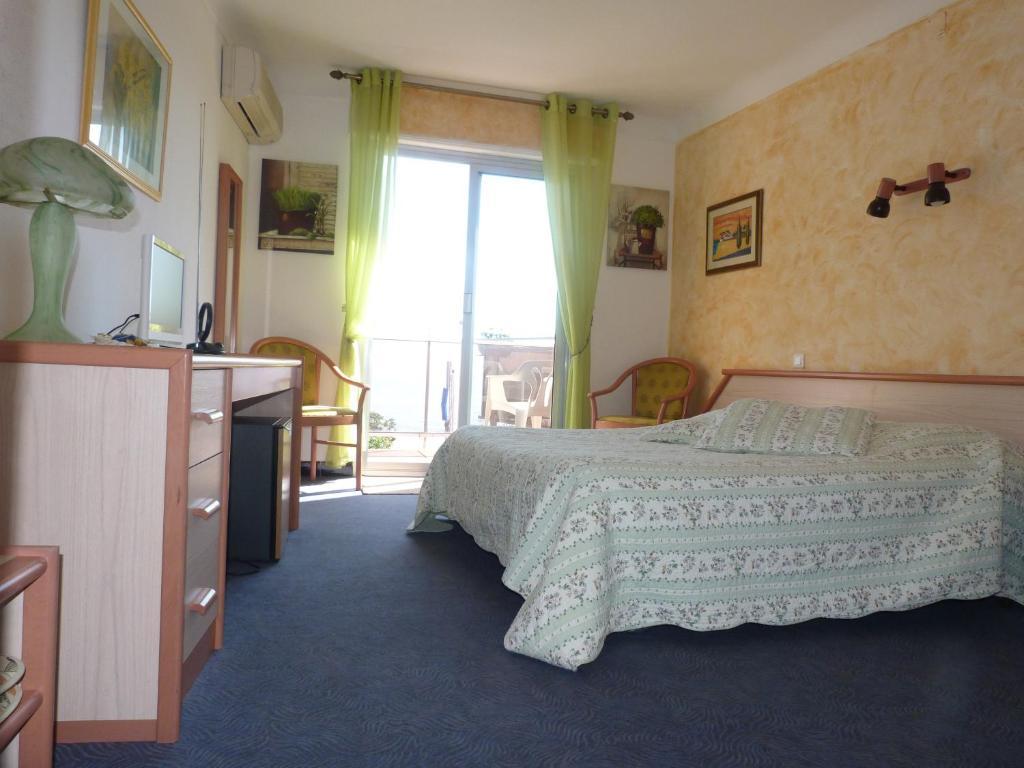 Hotel La Caravelle Fréjus Pokoj fotografie